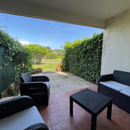 Appartement 2 Pieces En Rez De Jardin Avec Parking Et Piscine 卢贝新城 外观 照片