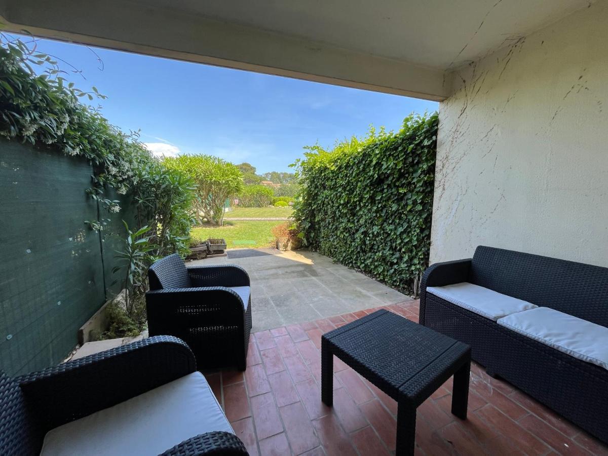Appartement 2 Pieces En Rez De Jardin Avec Parking Et Piscine 卢贝新城 外观 照片
